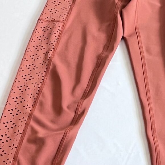 Aerie Chill Play Move 7/8 Laser Cut Terracotta Leggings NWT - Picture 3 of 8